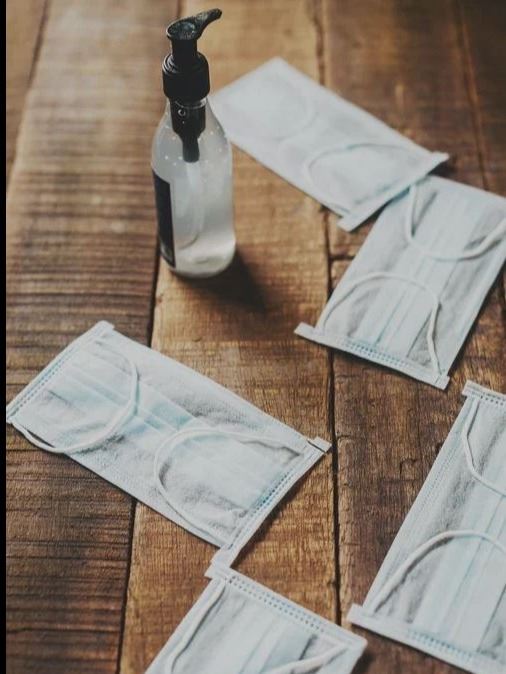 photo-1584707823901-1122f7028325