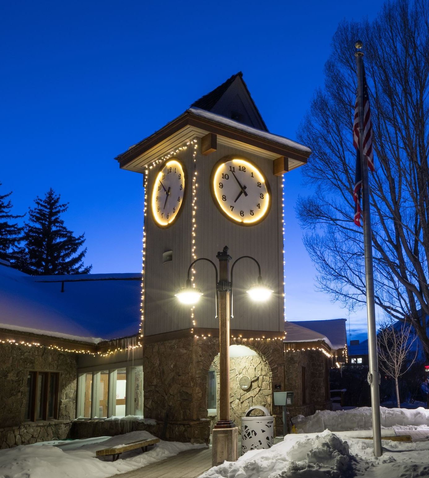 Image of Jackson Town Hall in winter
